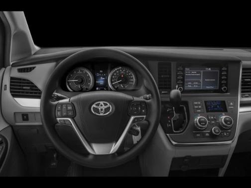 Predawn Gray Mica 2018 Toyota Sienna XLE