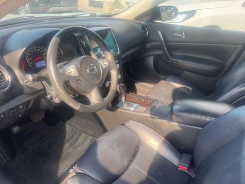 Brilliant Silver Metallic 2014 Nissan Maxima SV