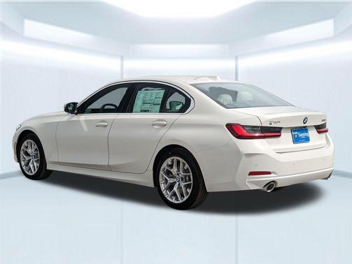 2026 BMW 330 i