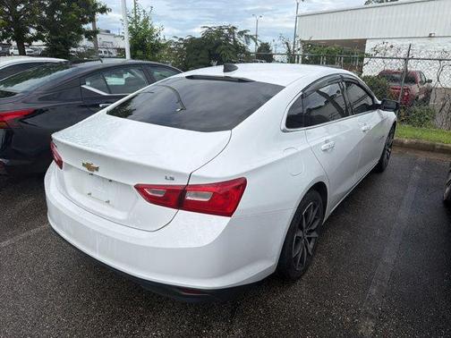 Summit White 2016 Chevrolet Malibu LS