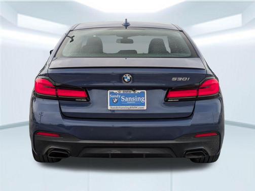 2023 BMW 530 i