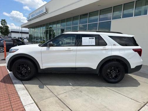 STAR WHITE MET TRI-COAT 2022 Ford Explorer Timberline