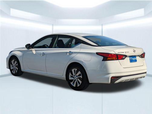 2024 Nissan Altima S FWD