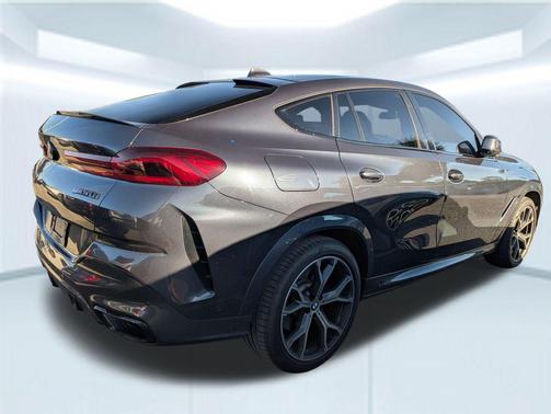 2020 BMW X6 M50i