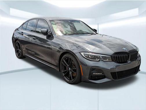 2021 BMW 330 i