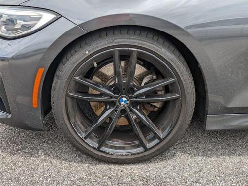 2021 BMW 330 i