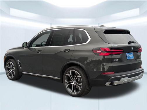 Dravit Grey Metallic 2026 BMW X5 sDrive40i