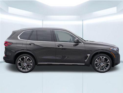 Dravit Grey Metallic 2026 BMW X5 sDrive40i