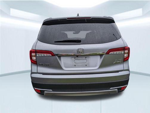 2022 Honda Pilot AWD Elite