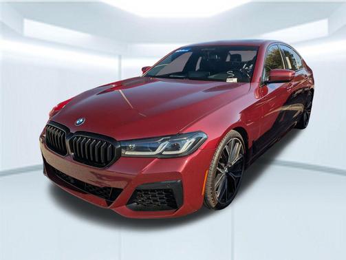 Aventurin Red Metallic 2022 BMW M550 i Xdrive