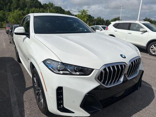 Alpine White 2024 BMW X6 xDrive40i