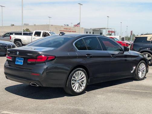 Gray 2023 BMW 530 i