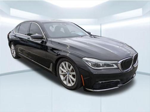 2016 BMW 750 i xDrive