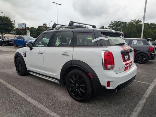 Light White 2019 MINI Countryman Cooper S