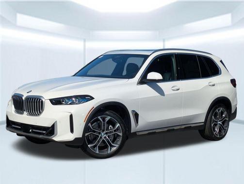 Alpine White 2026 BMW X5 sDrive40i