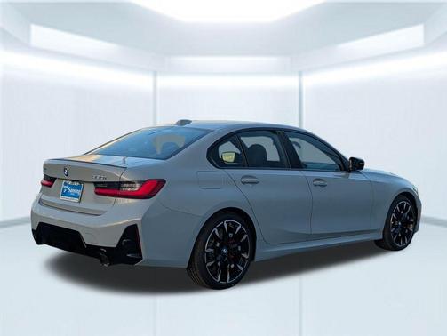 Brooklyn Grey Metallic 2026 BMW 330 330i
