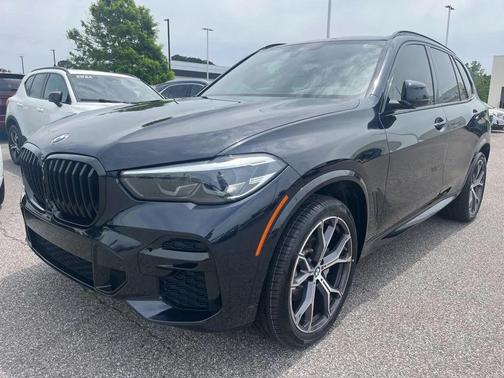 Carbon Black Metallic 2023 BMW X5 xDrive40i