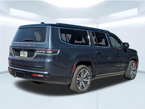 2023 Jeep Grand Wagoneer L Series III 4x4