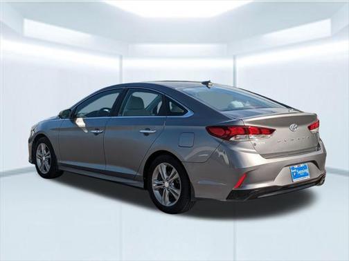 2018 Hyundai SONATA SEL