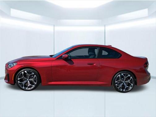 2025 BMW 230 i