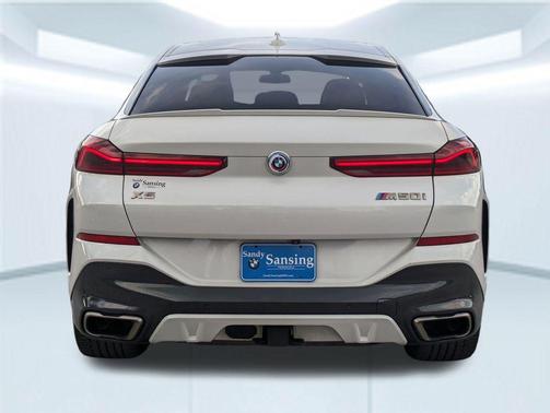 2022 BMW X6 M50i