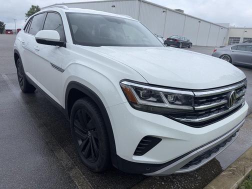 Pure White 2023 Volkswagen Atlas Cross Sport 2.0T SE w/Technology