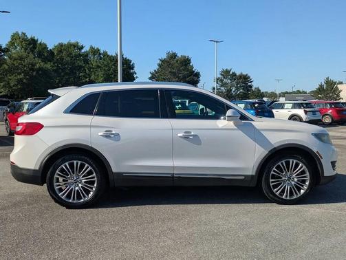 White Platinum Clearcoat Metallic 2017 Lincoln MKX Reserve