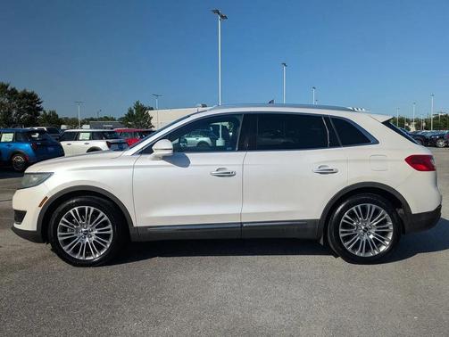 White Platinum Clearcoat Metallic 2017 Lincoln MKX Reserve