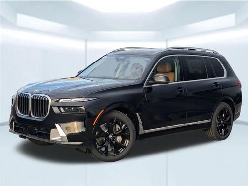 Black Sapphire Metallic 2026 BMW X7 xDrive40i