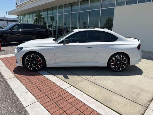 Alpine White 2025 BMW M240 i xDrive