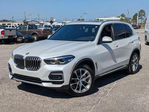 White 2023 BMW X5 sDrive40i