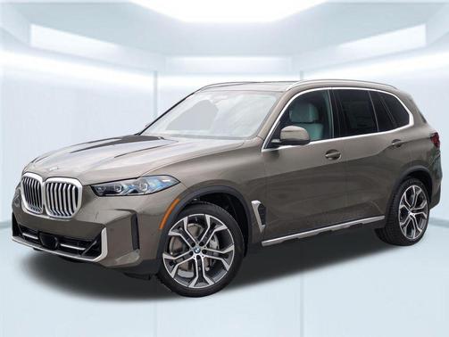 Manhattan Green Metallic 2026 BMW X5 xDrive40i