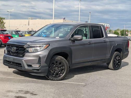 Gray 2023 Honda Ridgeline RTL