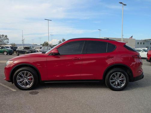 Alfa Rosso 2023 Alfa Romeo Stelvio Sprint AWD