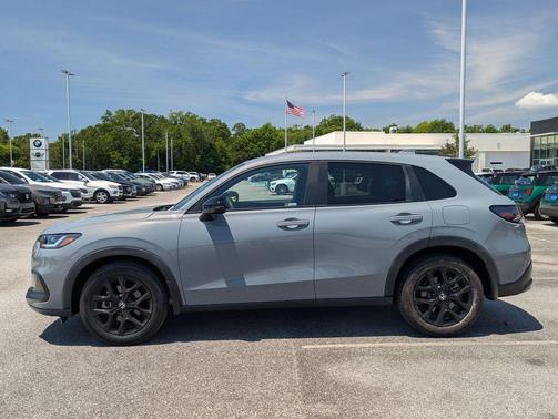 Urban Gray Pearl 2024 Honda HR-V Sport