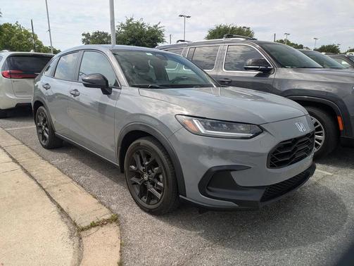 Urban Gray Pearl 2024 Honda HR-V Sport