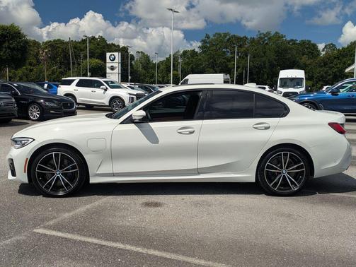 White 2021 BMW 330e 330e
