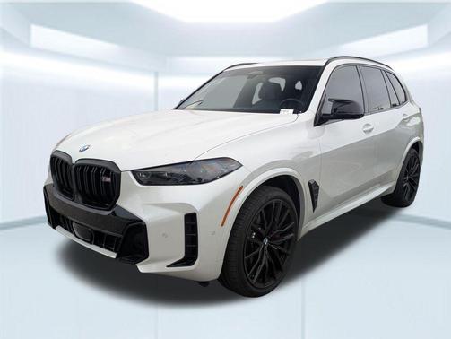 2025 BMW X5 M60i