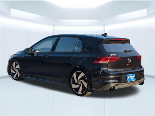 2022 Volkswagen Golf GTI 2.0T S DSG