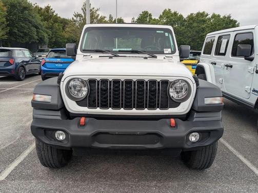 Bright White Clearcoat 2024 Jeep Wrangler Sport