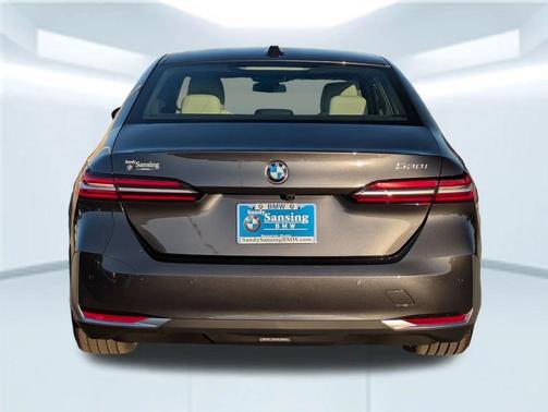 Dark Graphite Metallic 2026 BMW 530 530i
