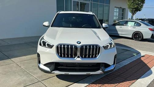Alpine White 2026 BMW X1 xDrive28i