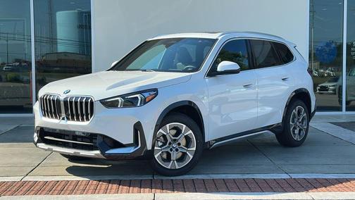 Alpine White 2026 BMW X1 xDrive28i
