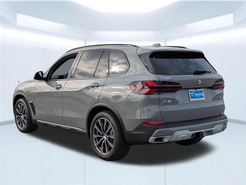Lime Rock Grey Metallic 2025 BMW X5 xDrive40i