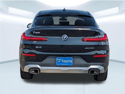 2022 BMW X4 xDrive30i