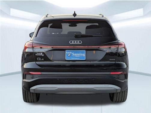 2022 Audi e-tron Premium