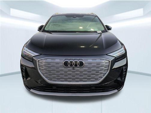 2022 Audi e-tron Premium