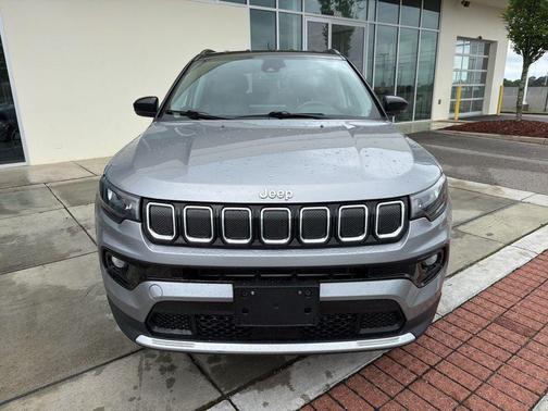 Billet Silver Metallic Clearcoat 2022 Jeep Compass Limited