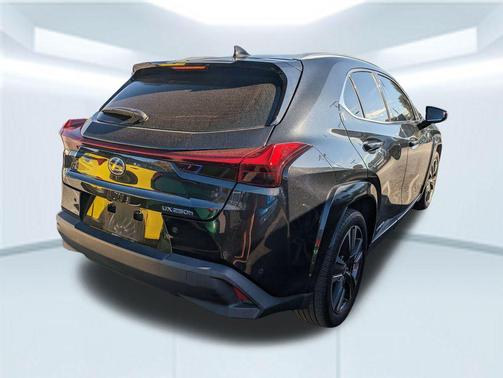 2022 Lexus UX 250h Base