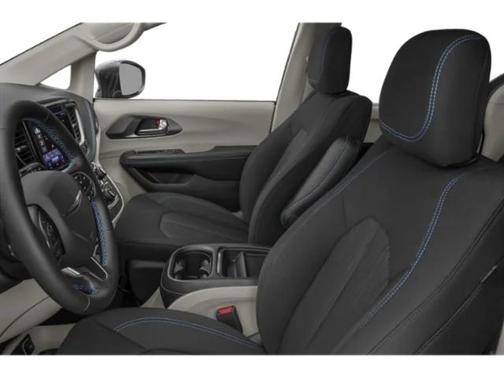 Bright White Clearcoat 2021 Chrysler Pacifica L